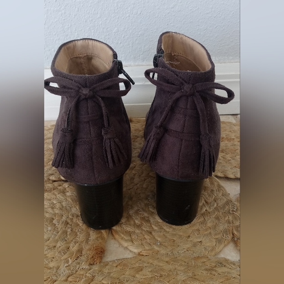 New Peek a Boo Toe Ankle Boots - Picture 2 of 2